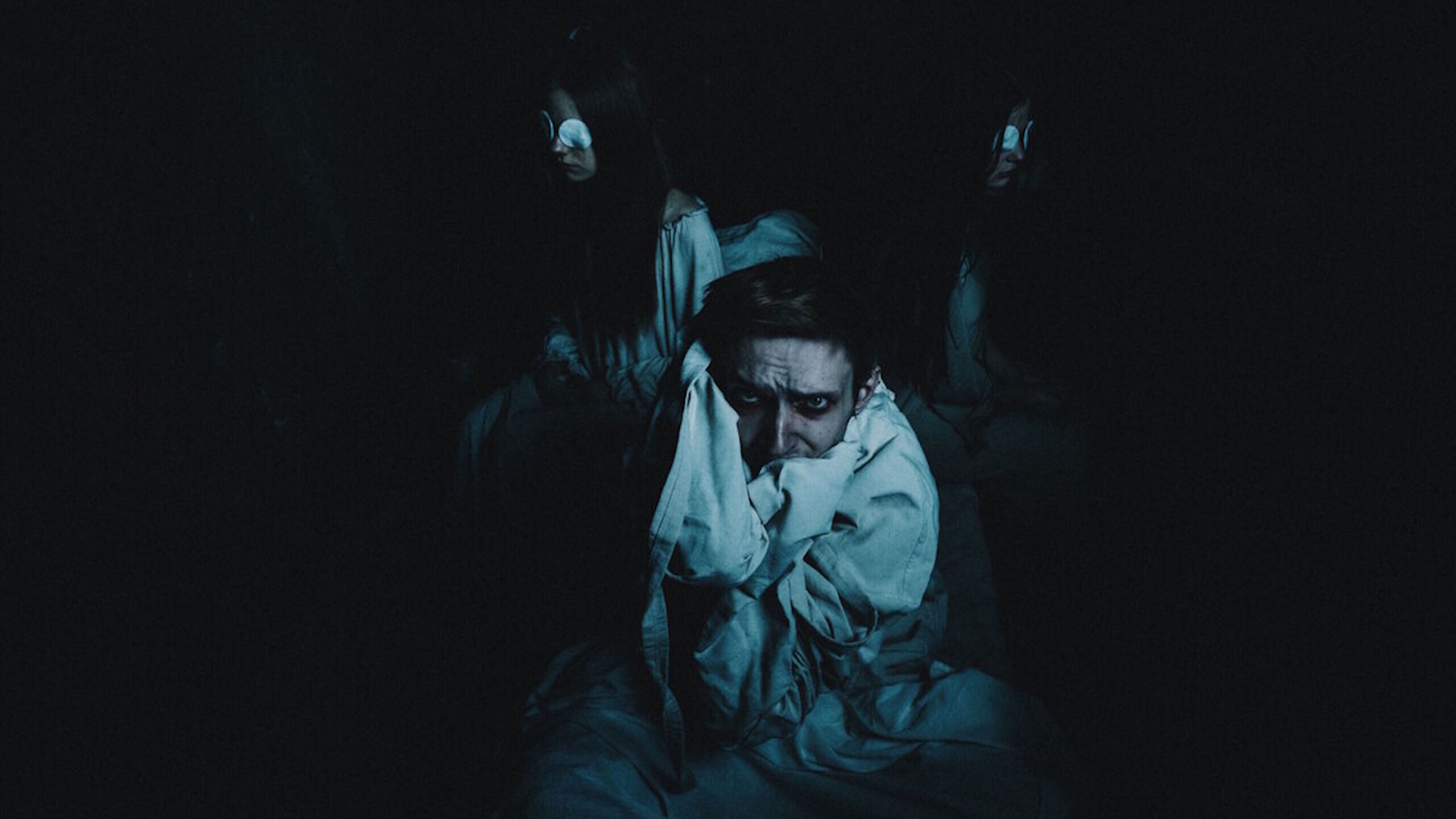 Перформанс «Nightmares» — обложка